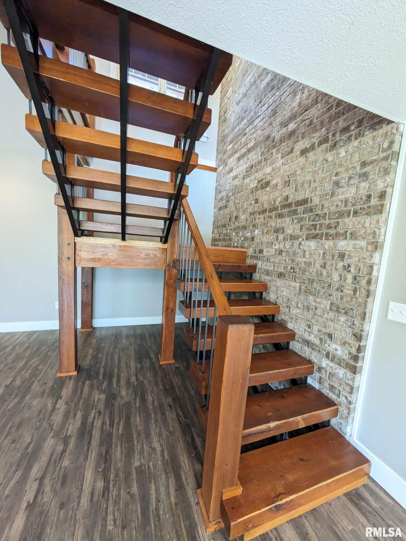 23501 Spring Creek Road Washington, IL 61571 - Photo 68 of 85 Gallery Image 68