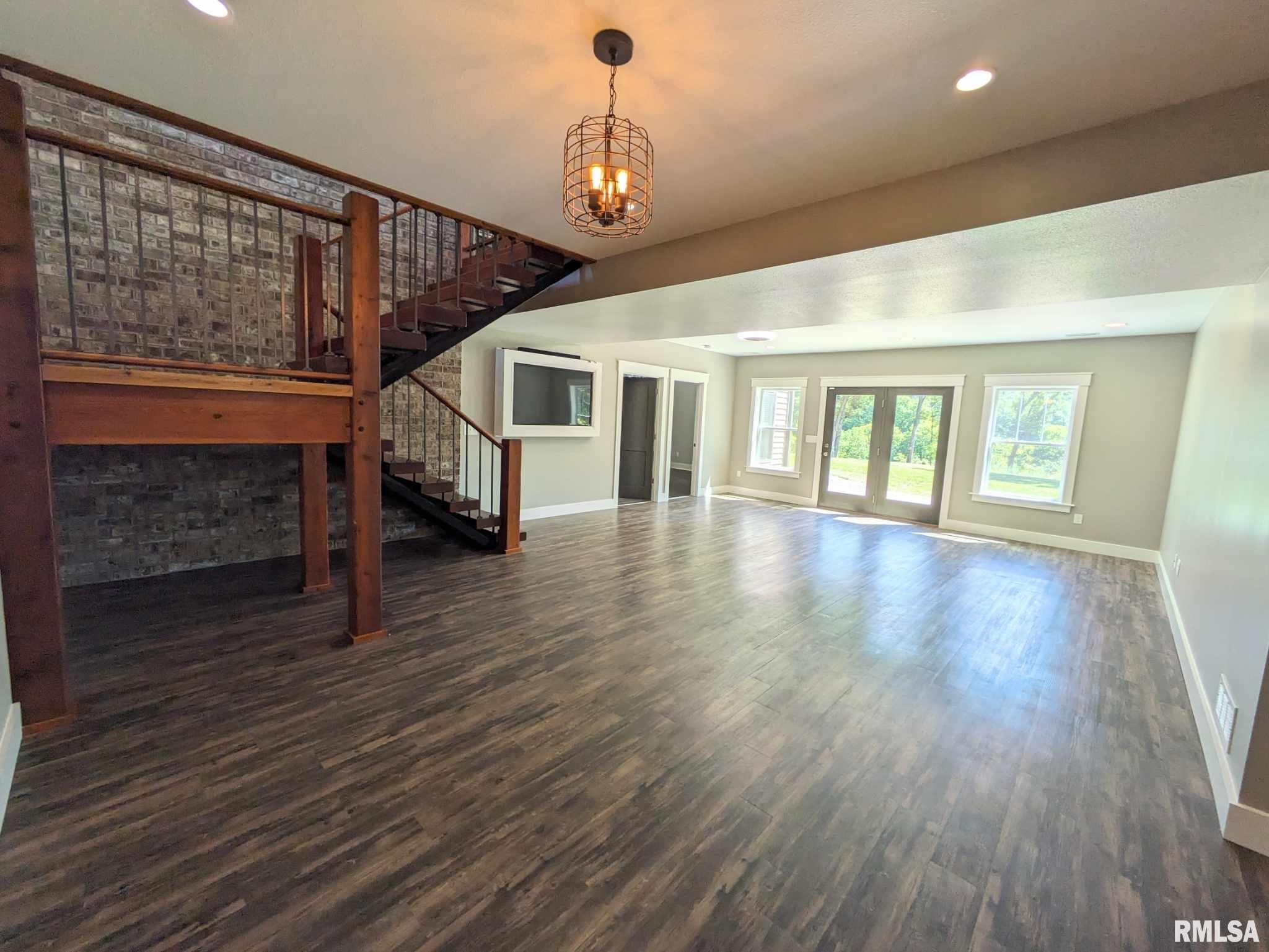 23501 Spring Creek Road Washington, IL 61571 - Photo 71 of 85 Gallery Image 71