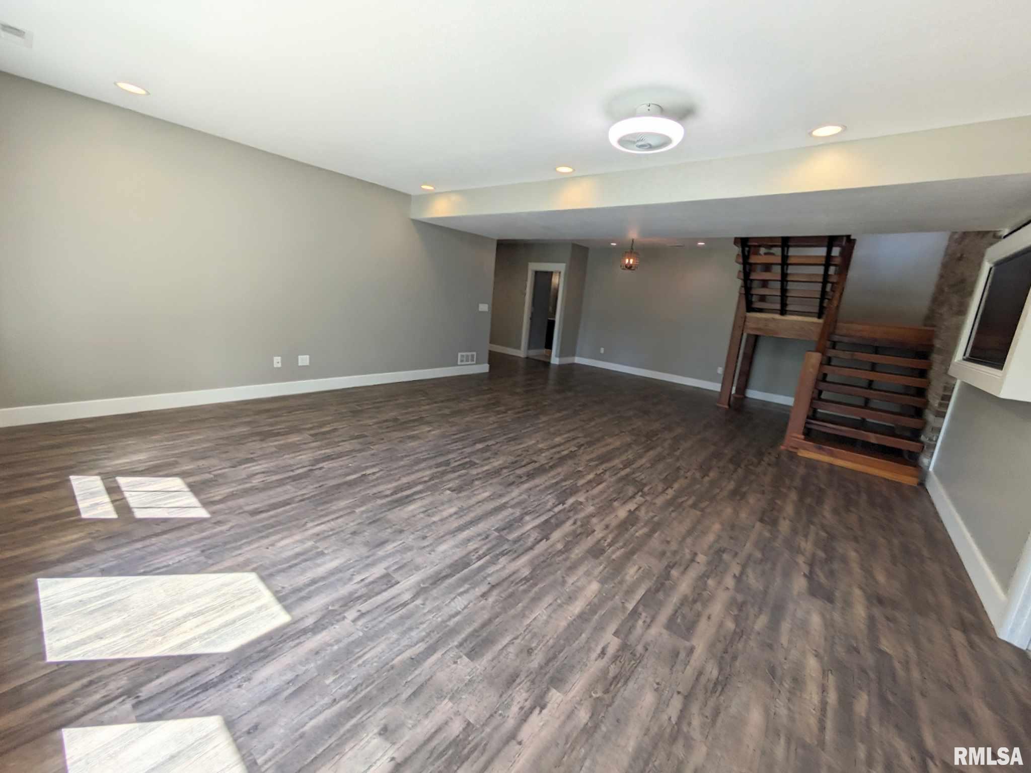 23501 Spring Creek Road Washington, IL 61571 - Photo 72 of 85 Gallery Image 72