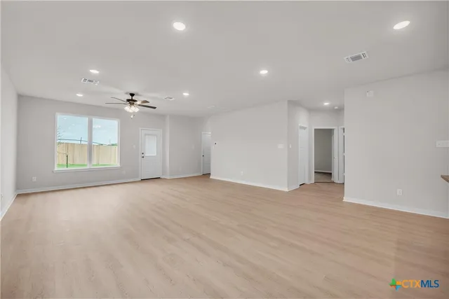 $265,900 | 209 State Loop, Troy, TX 76579