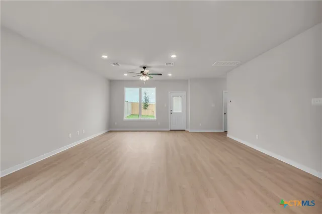 $265,900 | 209 State Loop, Troy, TX 76579