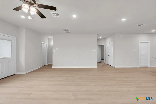 $265,900 | 209 State Loop, Troy, TX 76579