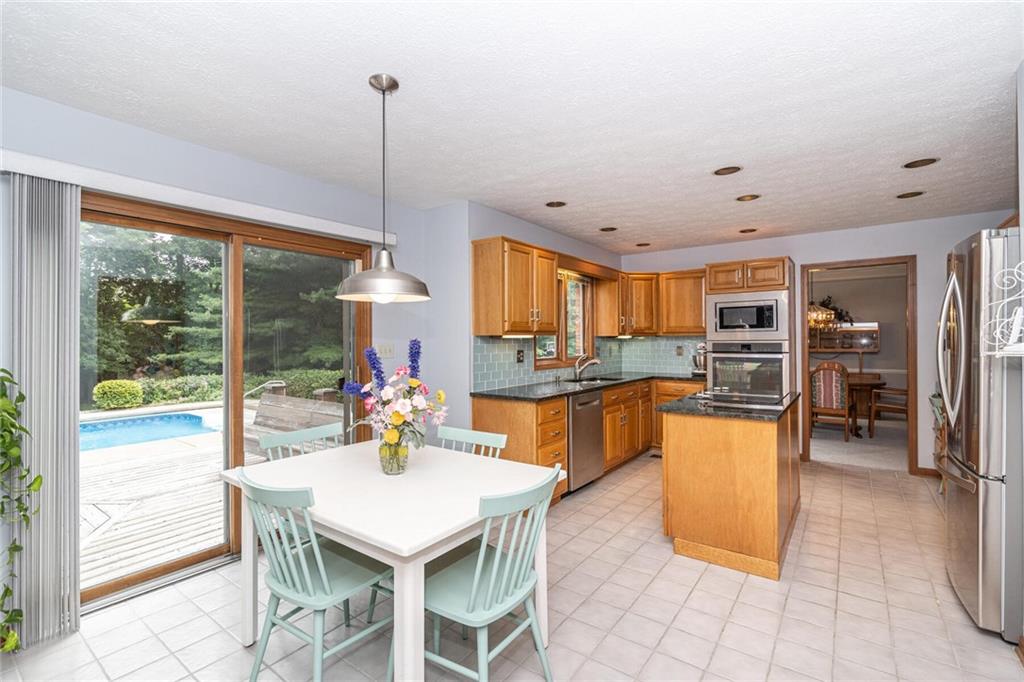 4105 Millstream Road Greenwood, IN 46143 - Photo 23 of 47 Gallery Image 23