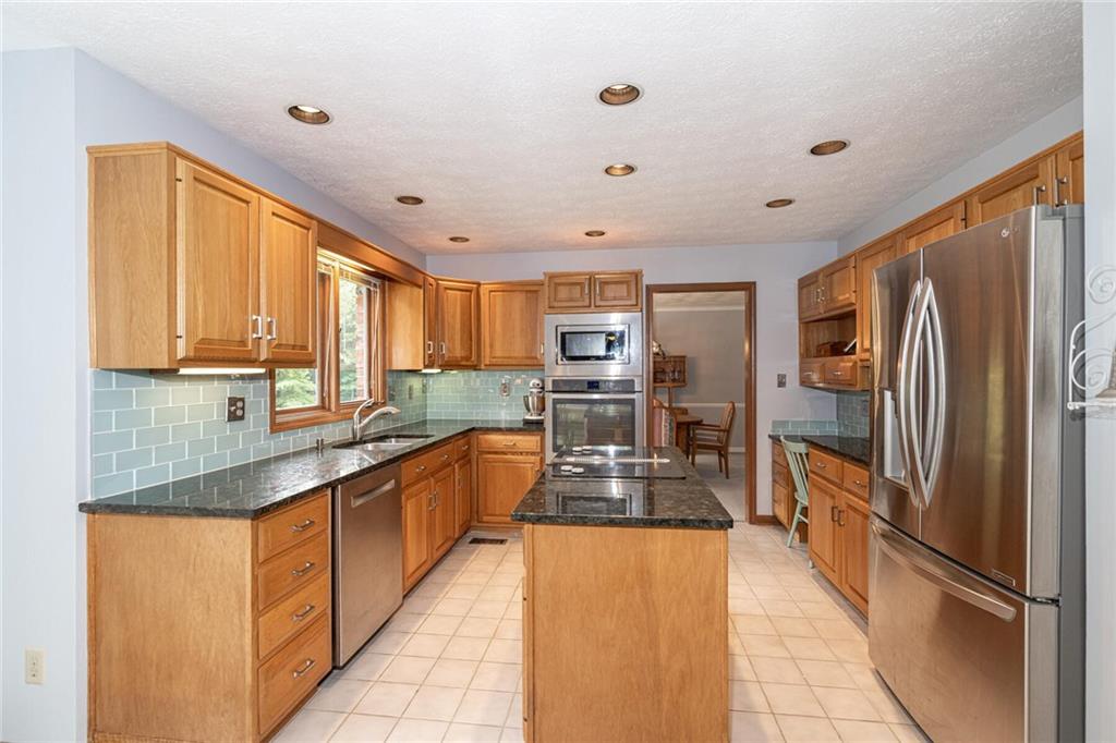 4105 Millstream Road Greenwood, IN 46143 - Photo 25 of 47 Gallery Image 25