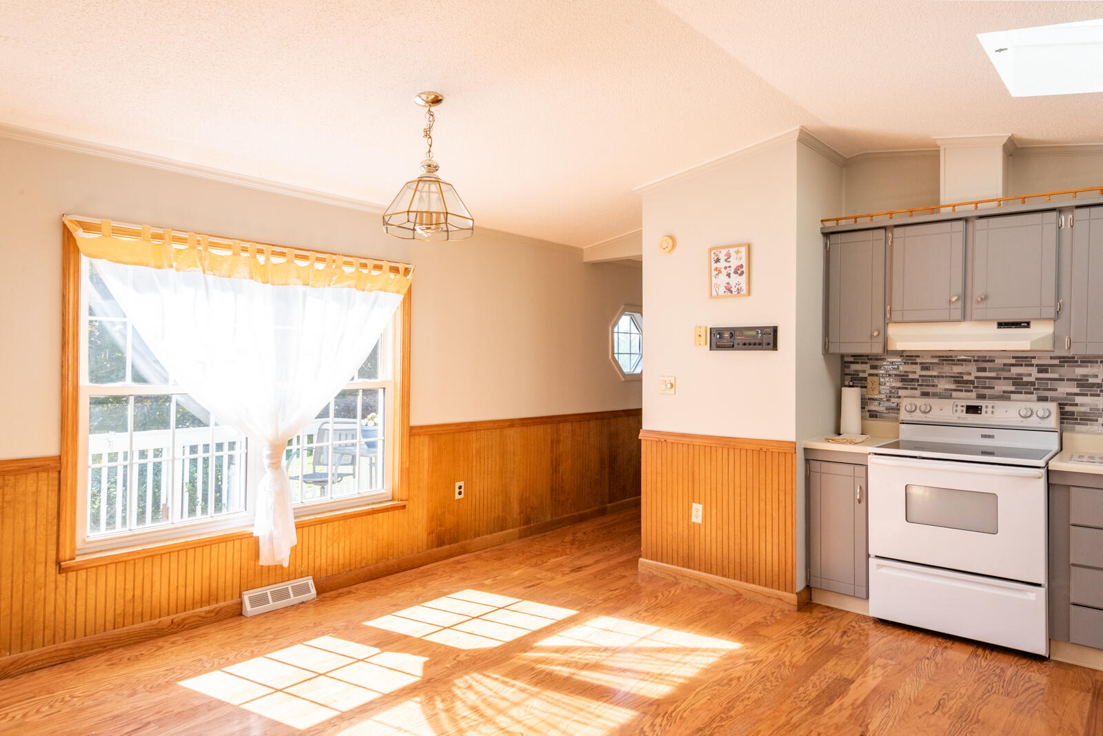 325 Belgrade Road Mount Vernon, ME 04352 - Photo 47 of 50 lakehome_belgraderd038
