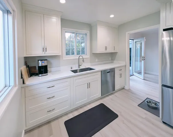$1,499,000 | 808 Patricia Avenue, San Mateo, CA 94401