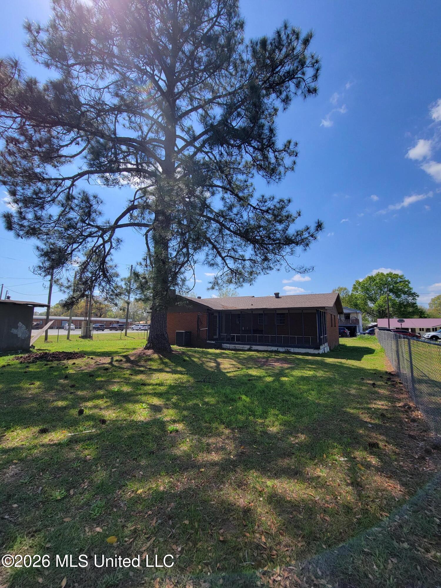 54 Sinclair Street Lucedale, MS 39452 - Photo 2 of 8 01