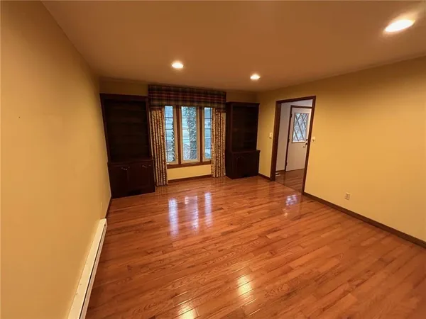 $349,000 | 15150 East Quaker Road, Nevada, MO 64772