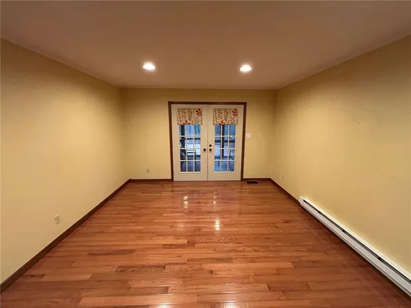 $349,000 | 15150 East Quaker Road, Nevada, MO 64772