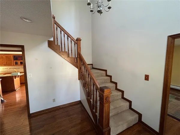 $349,000 | 15150 East Quaker Road, Nevada, MO 64772