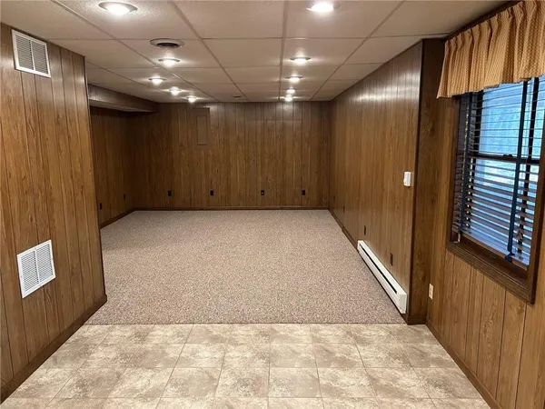 $349,000 | 15150 East Quaker Road, Nevada, MO 64772