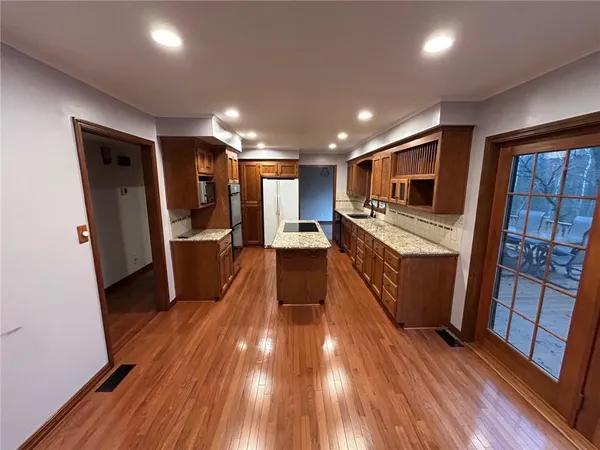 $349,000 | 15150 East Quaker Road, Nevada, MO 64772