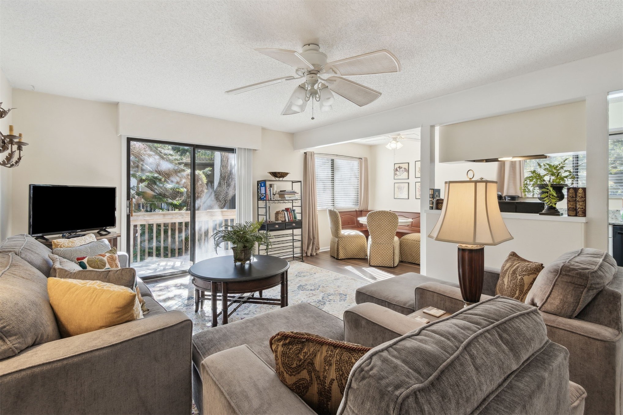 2893 Forest Ridge Drive, Unit V3 Fernandina Beach, FL 32034 - Photo 3 of 27 2893 Forest Ridge - Living Area 1
