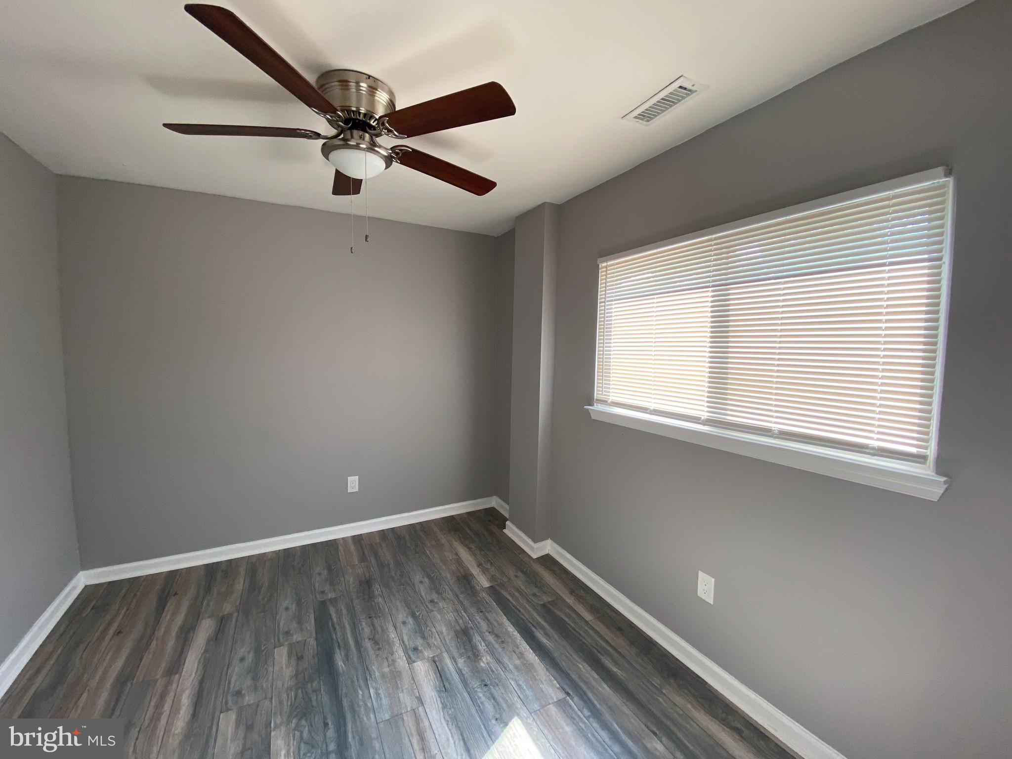 6 Noble Road Sicklerville, NJ 08081 - Photo 12 of 14