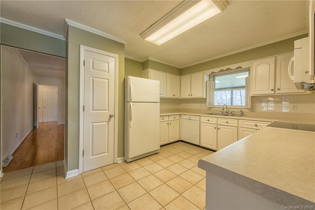 119 Essaw Road, Unit 4 Waxhaw, NC 28173 - Photo 10 of 34 Gallery Image 10