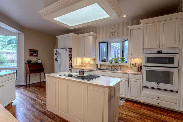 $625,000 | 134 Lionshead Way, Gaffney, SC 29341