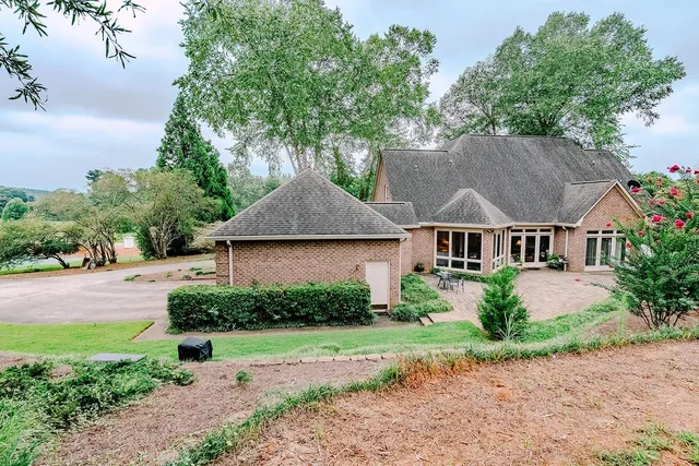 $625,000 | 134 Lionshead Way, Gaffney, SC 29341