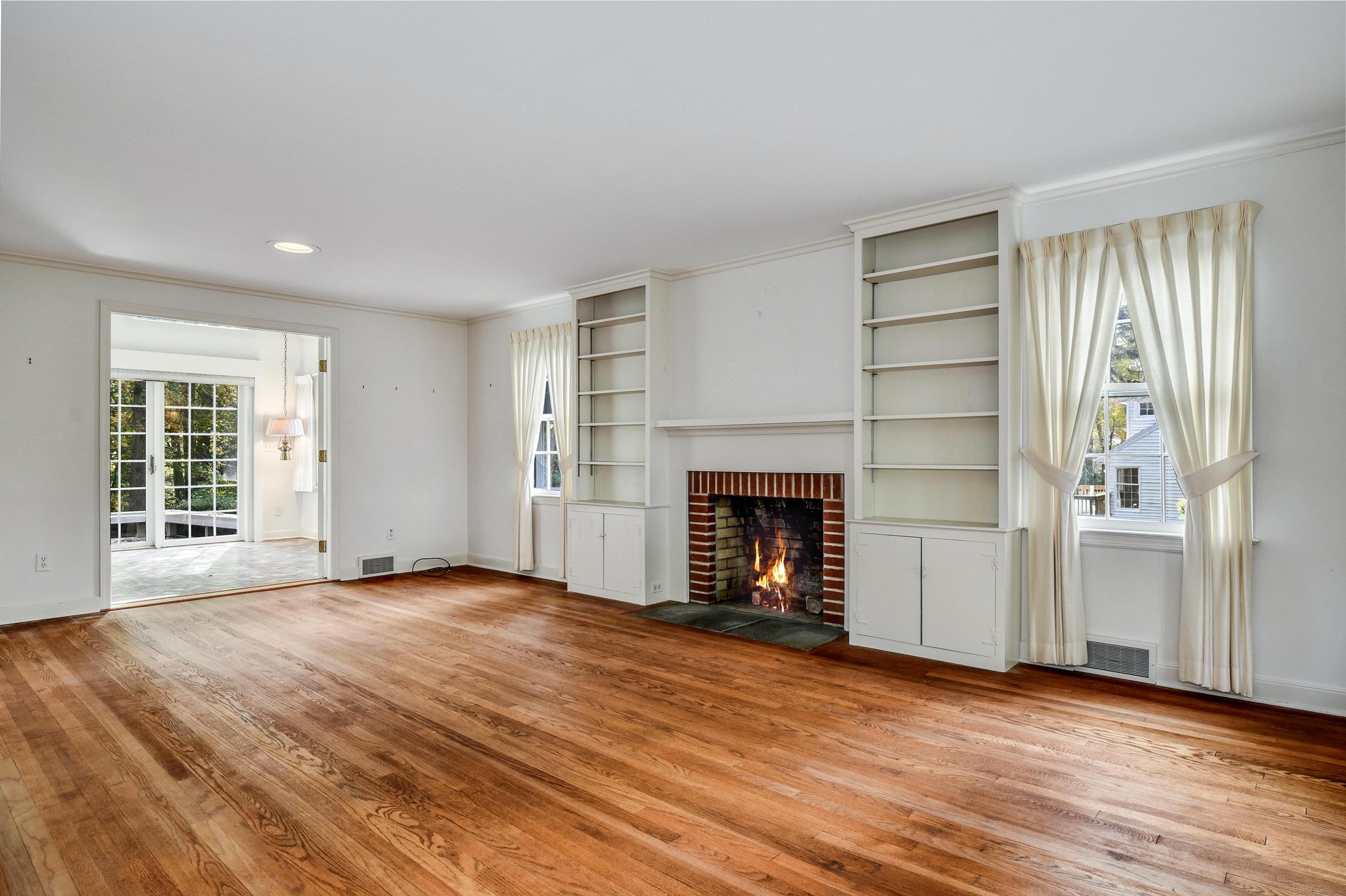 96 West Cross Road New Canaan, CT 06840 - Photo 11 of 33 009-365892-DSC_5536_HDR