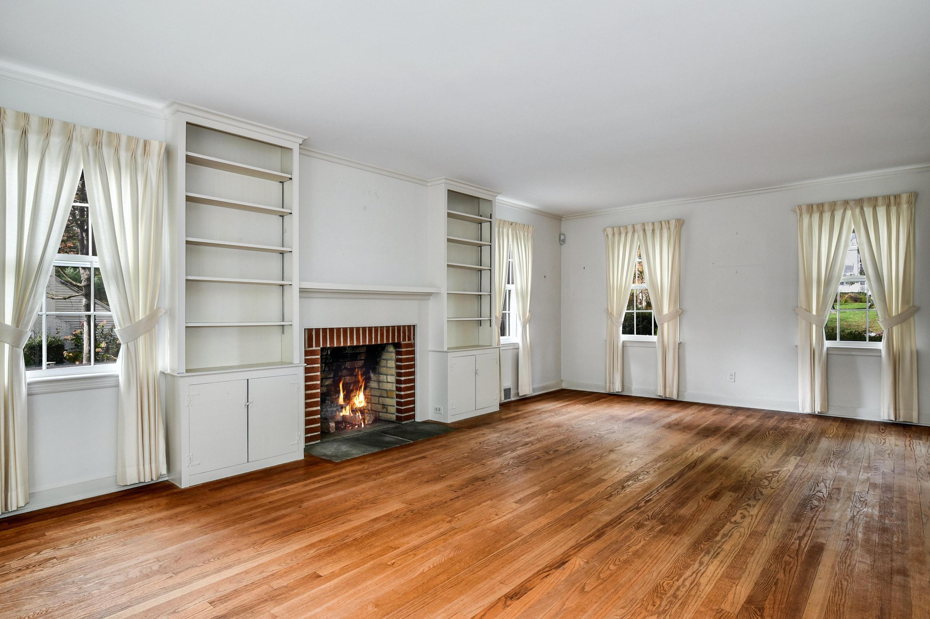 96 West Cross Road New Canaan, CT 06840 - Photo 12 of 33 010-365892-DSC_5544_HDR