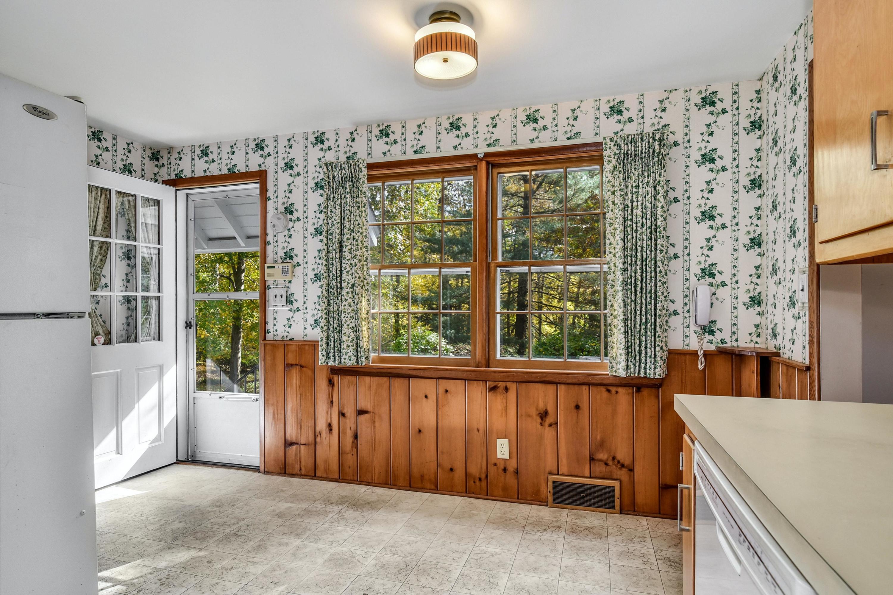 96 West Cross Road New Canaan, CT 06840 - Photo 17 of 33 015-365892-DSC_5639_HDR