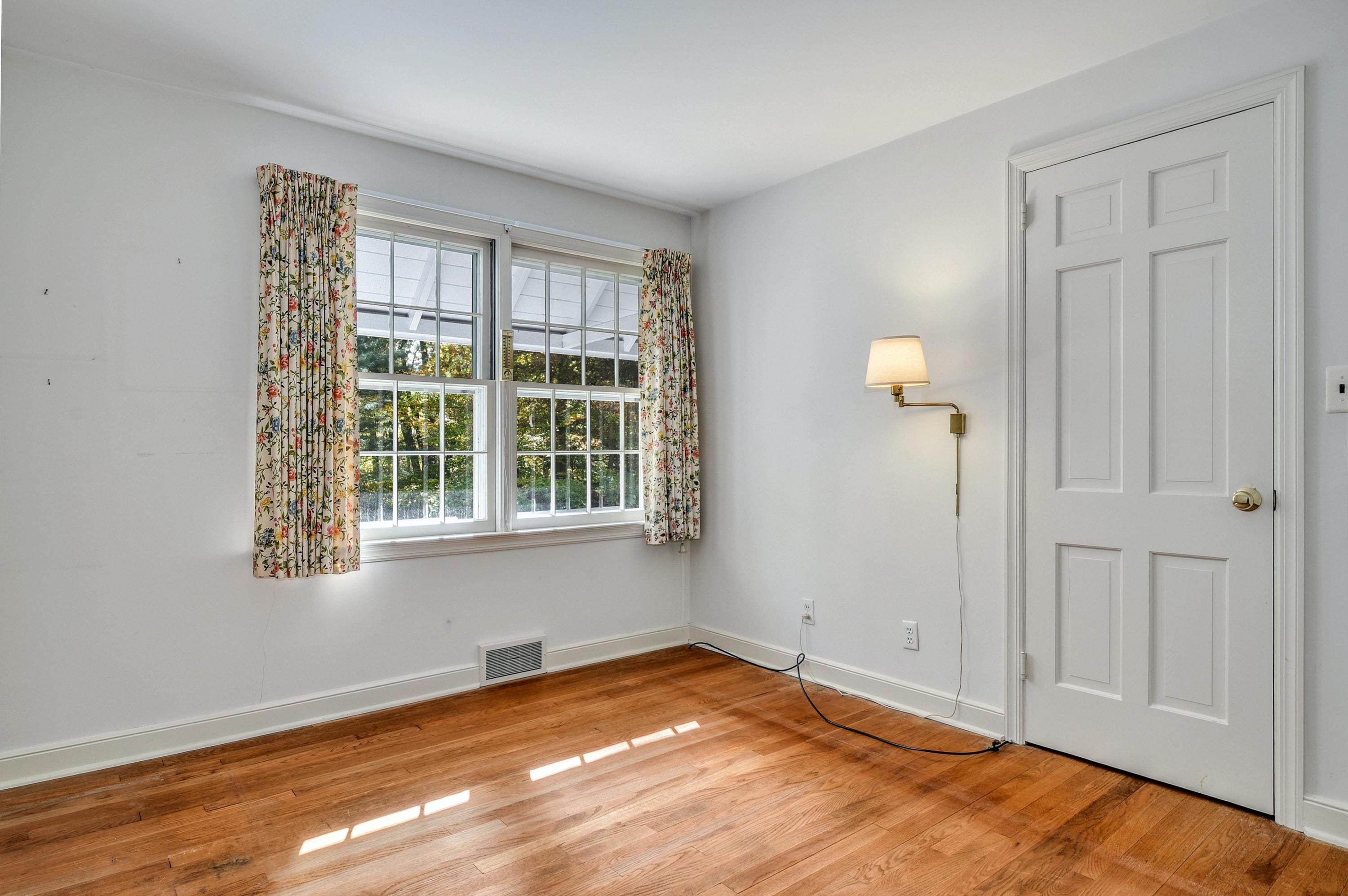 96 West Cross Road New Canaan, CT 06840 - Photo 21 of 33 019-365892-DSC_5594_HDR