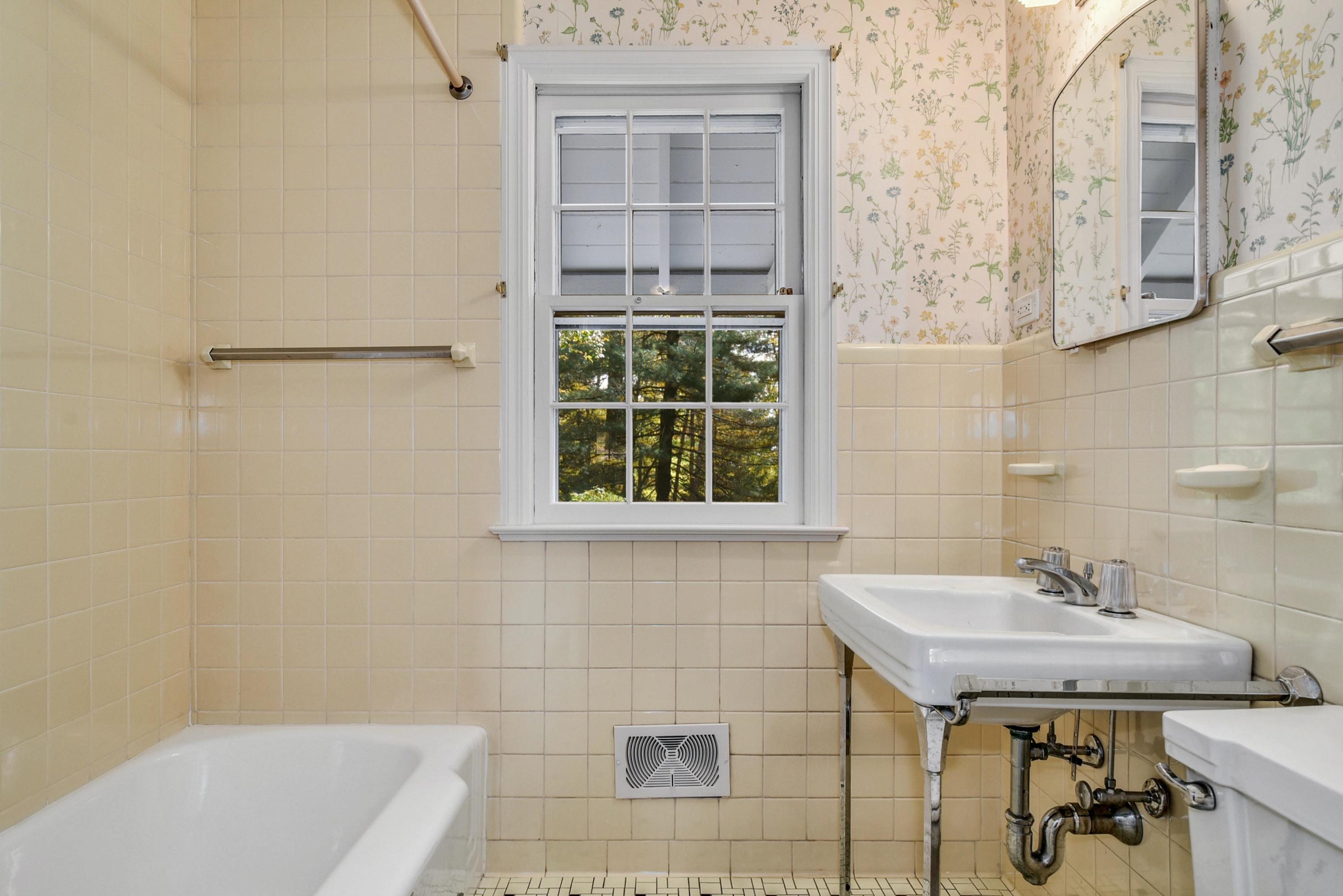 96 West Cross Road New Canaan, CT 06840 - Photo 22 of 33 020-365892-DSC_5601_HDR