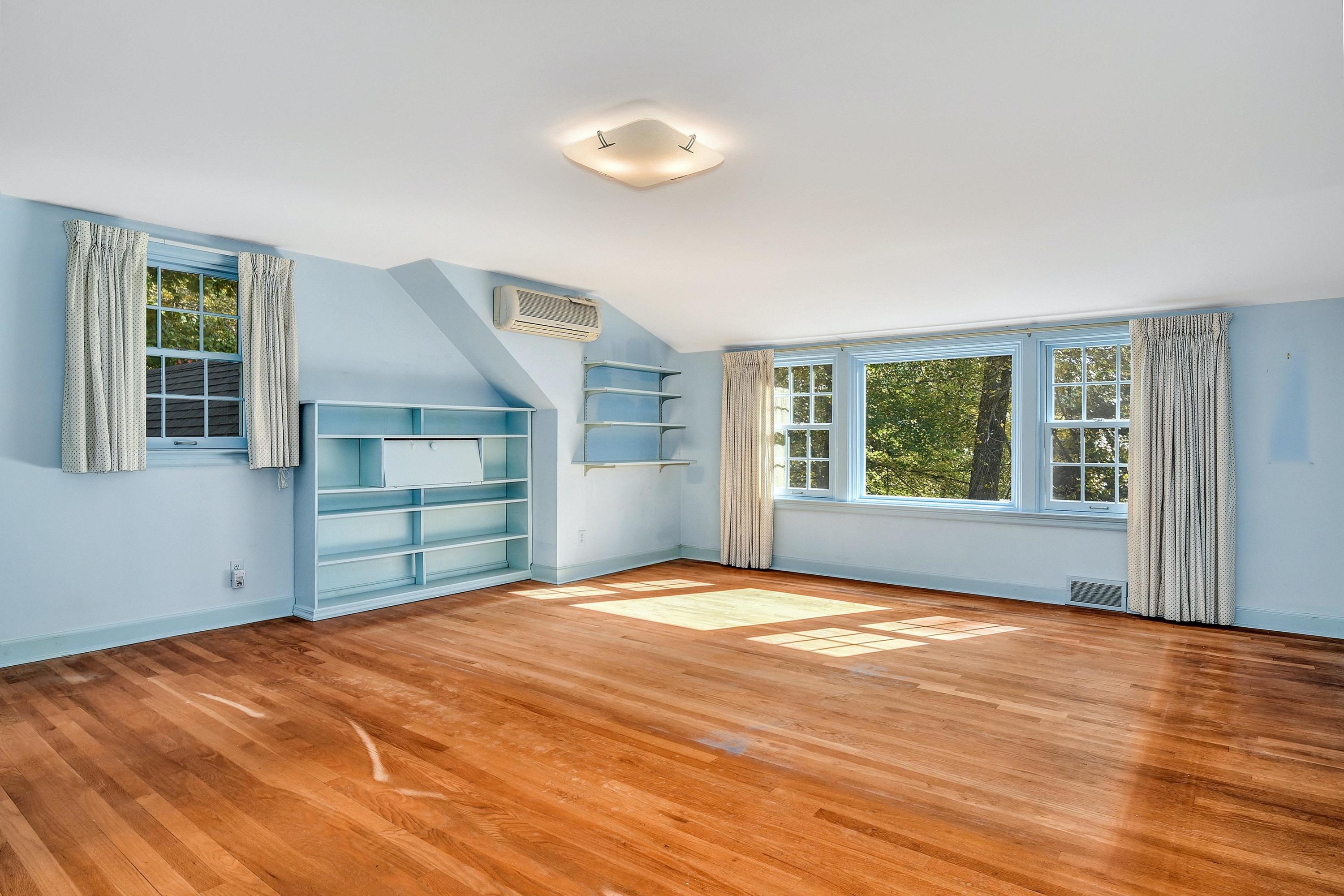 96 West Cross Road New Canaan, CT 06840 - Photo 23 of 33 021-365892-DSC_5653_HDR