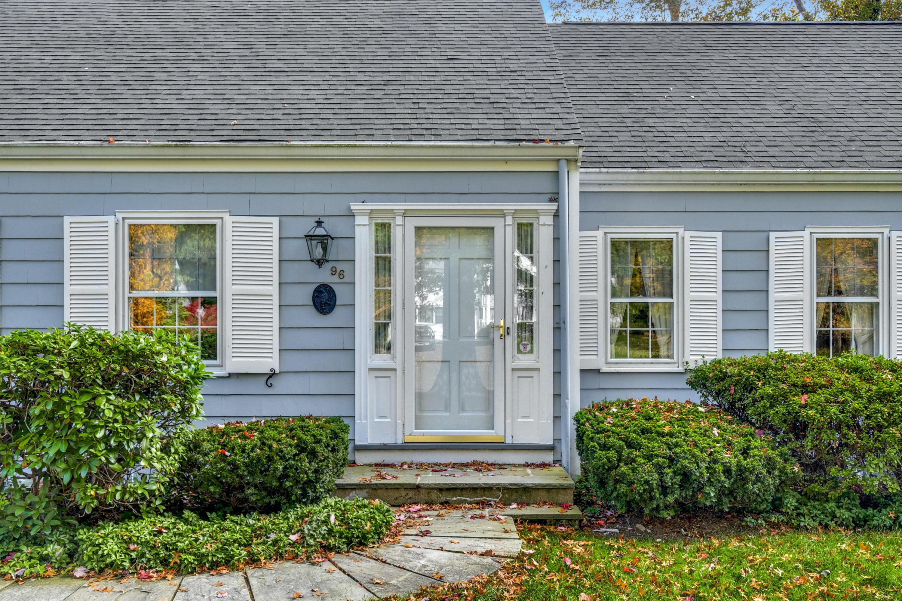 96 West Cross Road New Canaan, CT 06840 - Photo 5 of 33 005-365892-DSC_5677_HDR