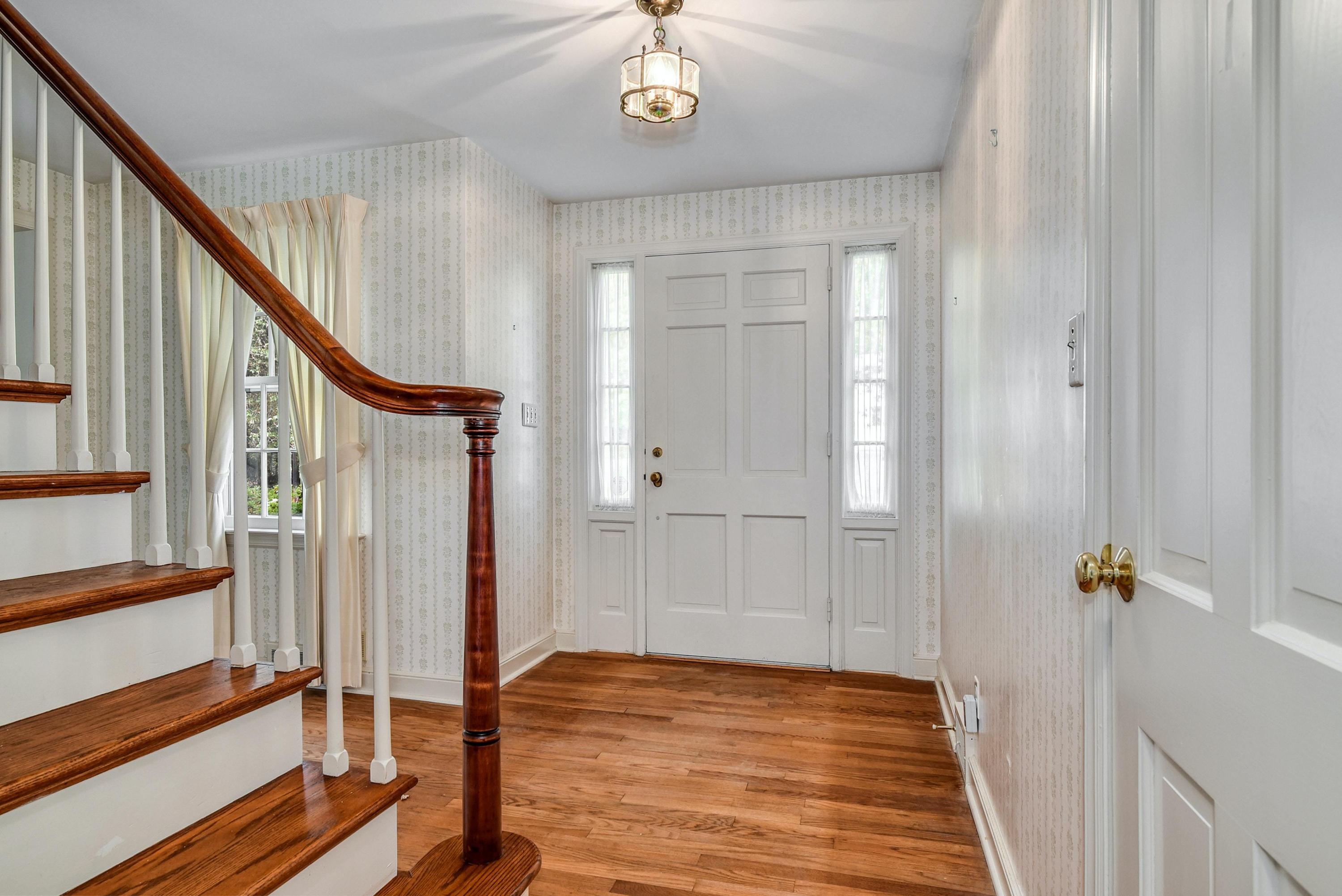 96 West Cross Road New Canaan, CT 06840 - Photo 8 of 33 006-365892-DSC_5573_HDR
