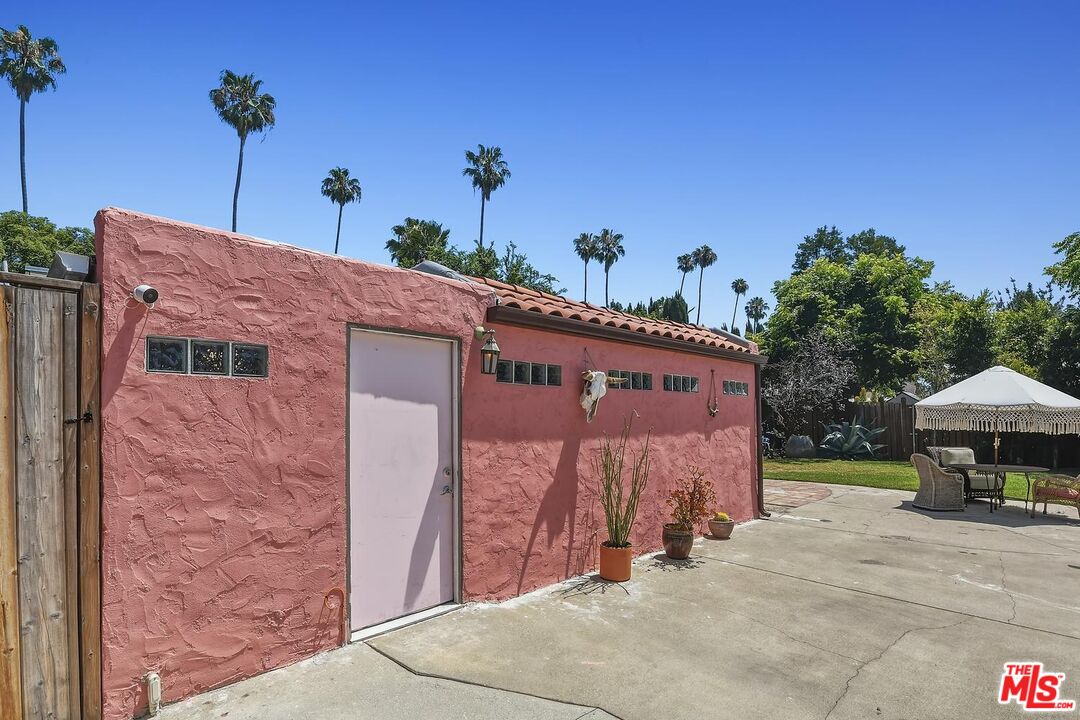 831 East Rio Grande Street Pasadena, CA 91104 - Photo 37 of 43