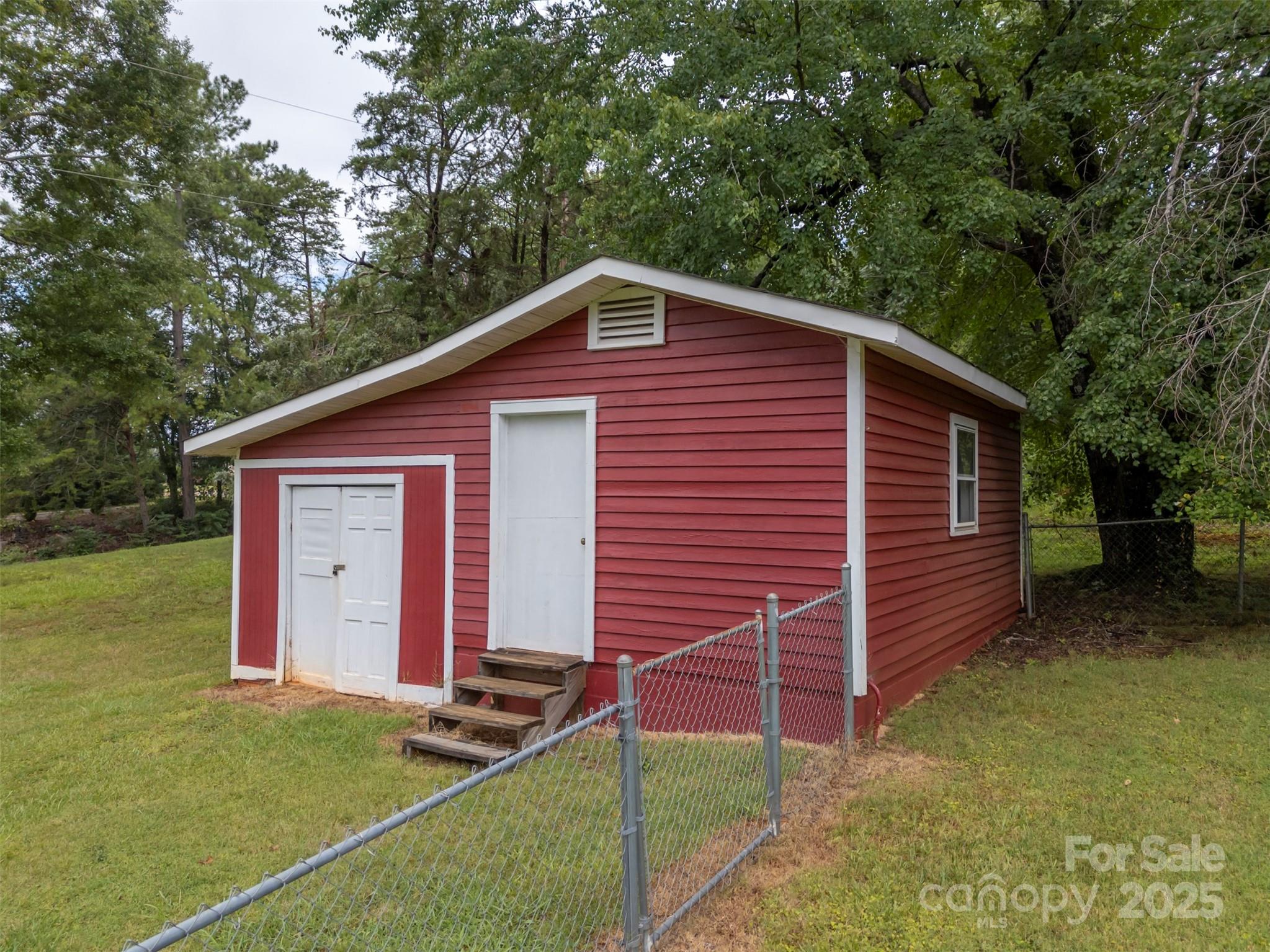 121 Cedar Lane Rutherfordton, NC 28139 - Photo 18 of 20