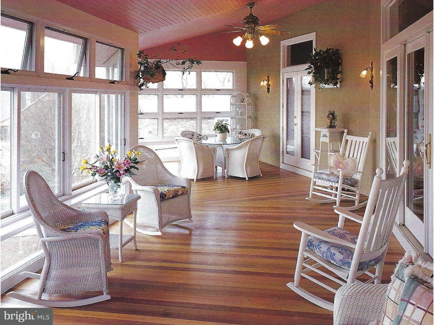 2584 Valley Road Jamison, PA 18929 - Photo 4 of 9 Gallery Image 4