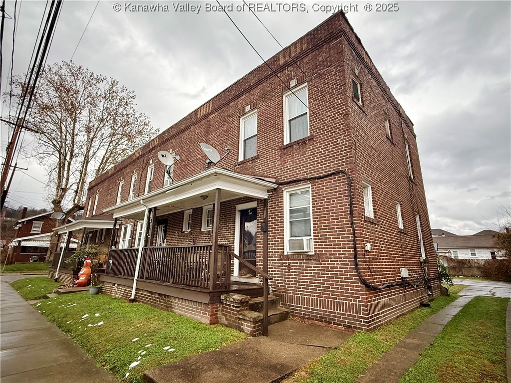 610 Ruffner Avenue Charleston, WV 25311 - Photo 2 of 7 Gallery Image 2
