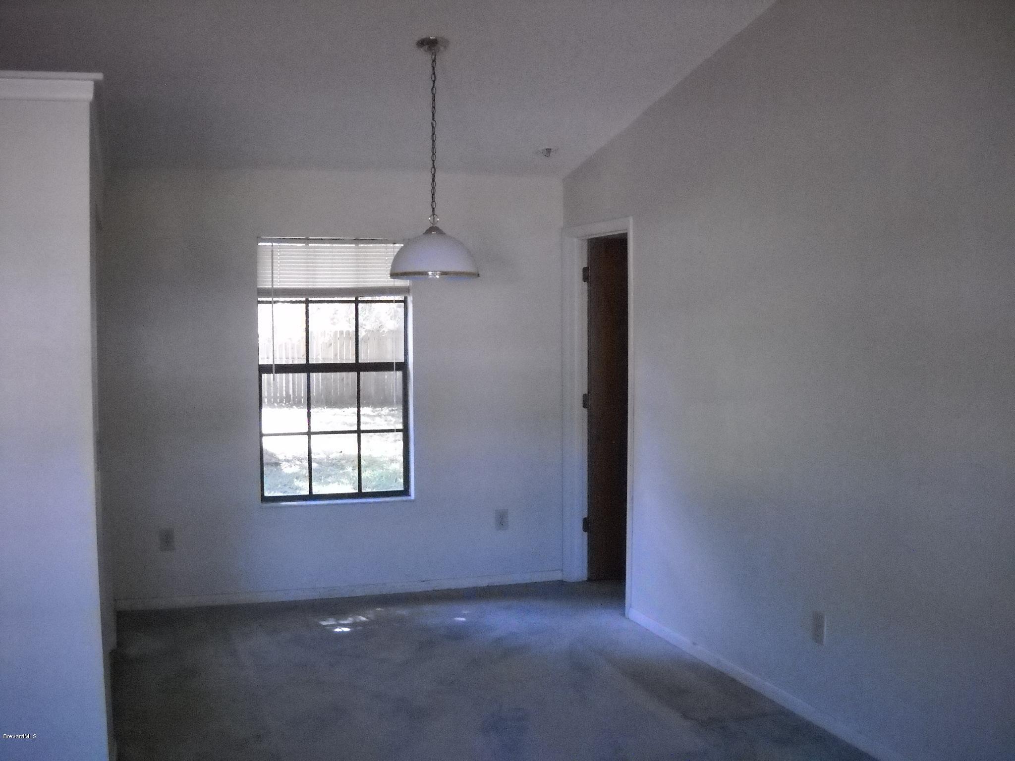 6240 Janina Road Cocoa, FL 32927 - Photo 6 of 18 Dining/Living combo