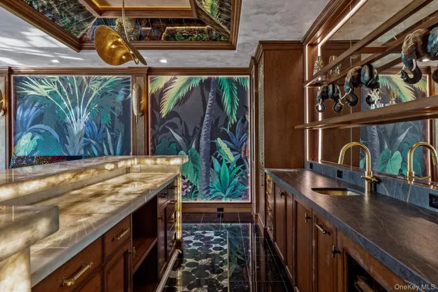 $275,000 | 1552 Deerfield Road, Water Mill, NY 11976