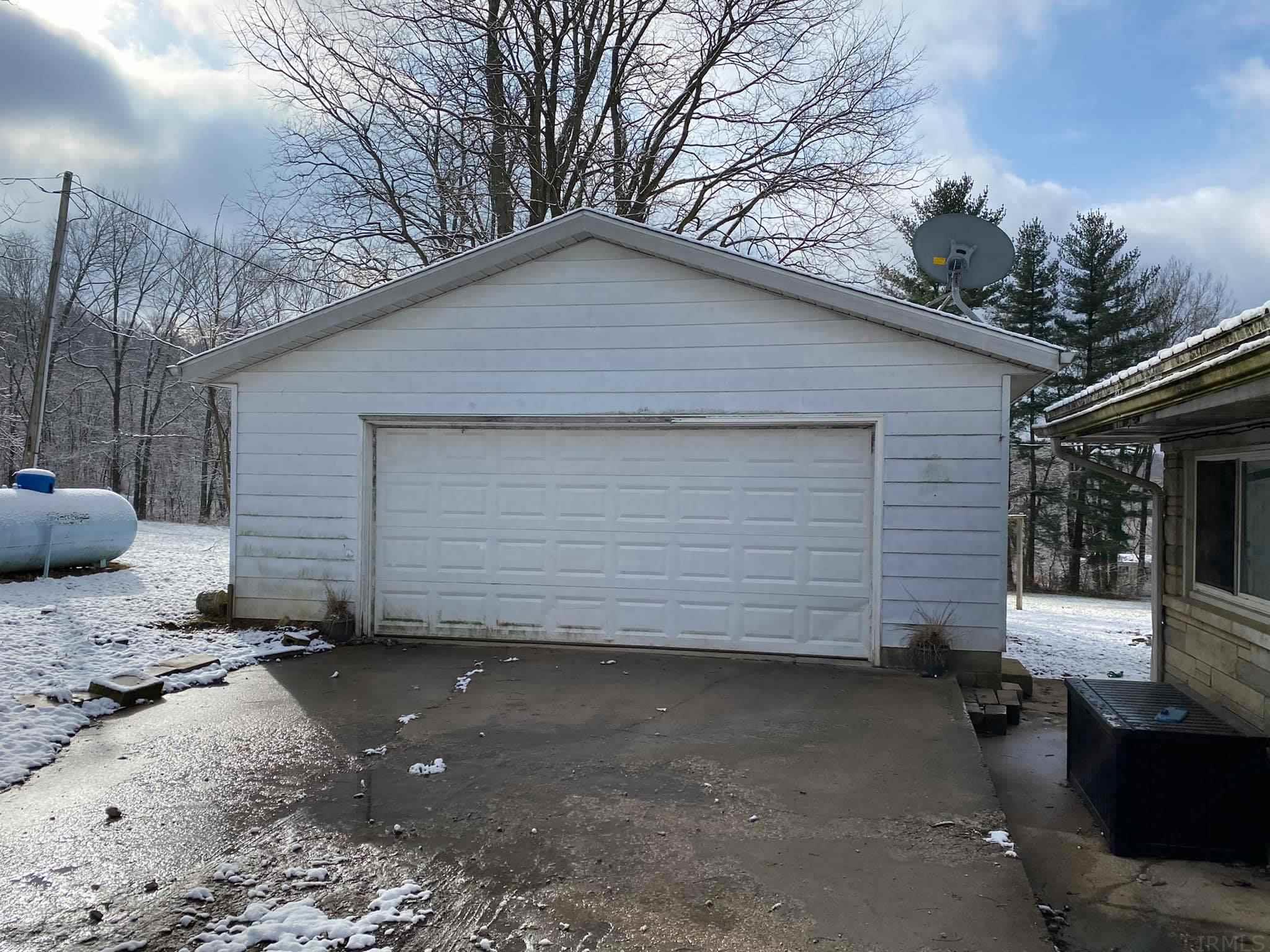5352 West State Road 54 Springville, IN 47462 - Photo 2 of 19 Gallery Image 2