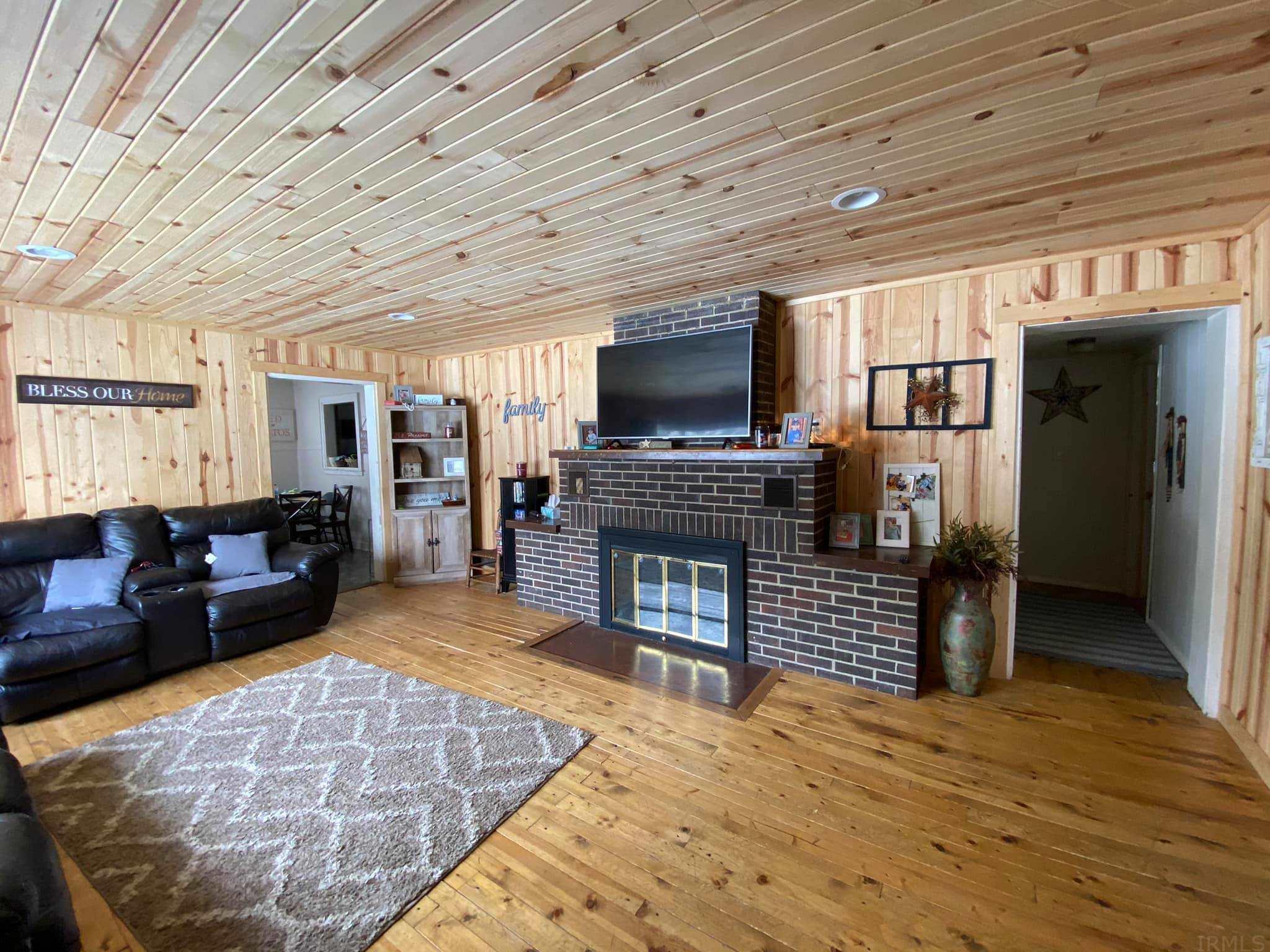 5352 West State Road 54 Springville, IN 47462 - Photo 4 of 19 Gallery Image 4