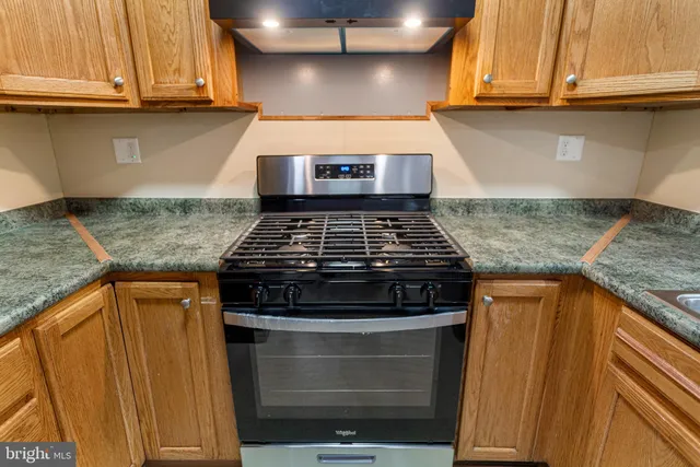 $3,300 | 14025 Mt Pleasant Drive, Woodbridge, VA 22191