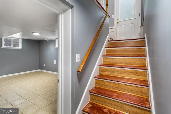 a view of entryway