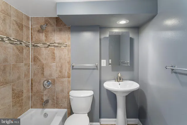 $3,300 | 14025 Mt Pleasant Drive, Woodbridge, VA 22191