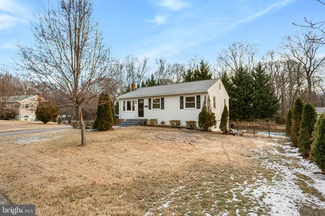 $3,300 | 14025 Mt Pleasant Drive, Woodbridge, VA 22191