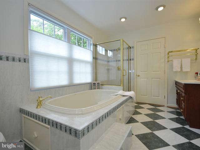 7510 Shadywood Road Bethesda, MD 20817 - Photo 18 of 30 Bedroom (Master)