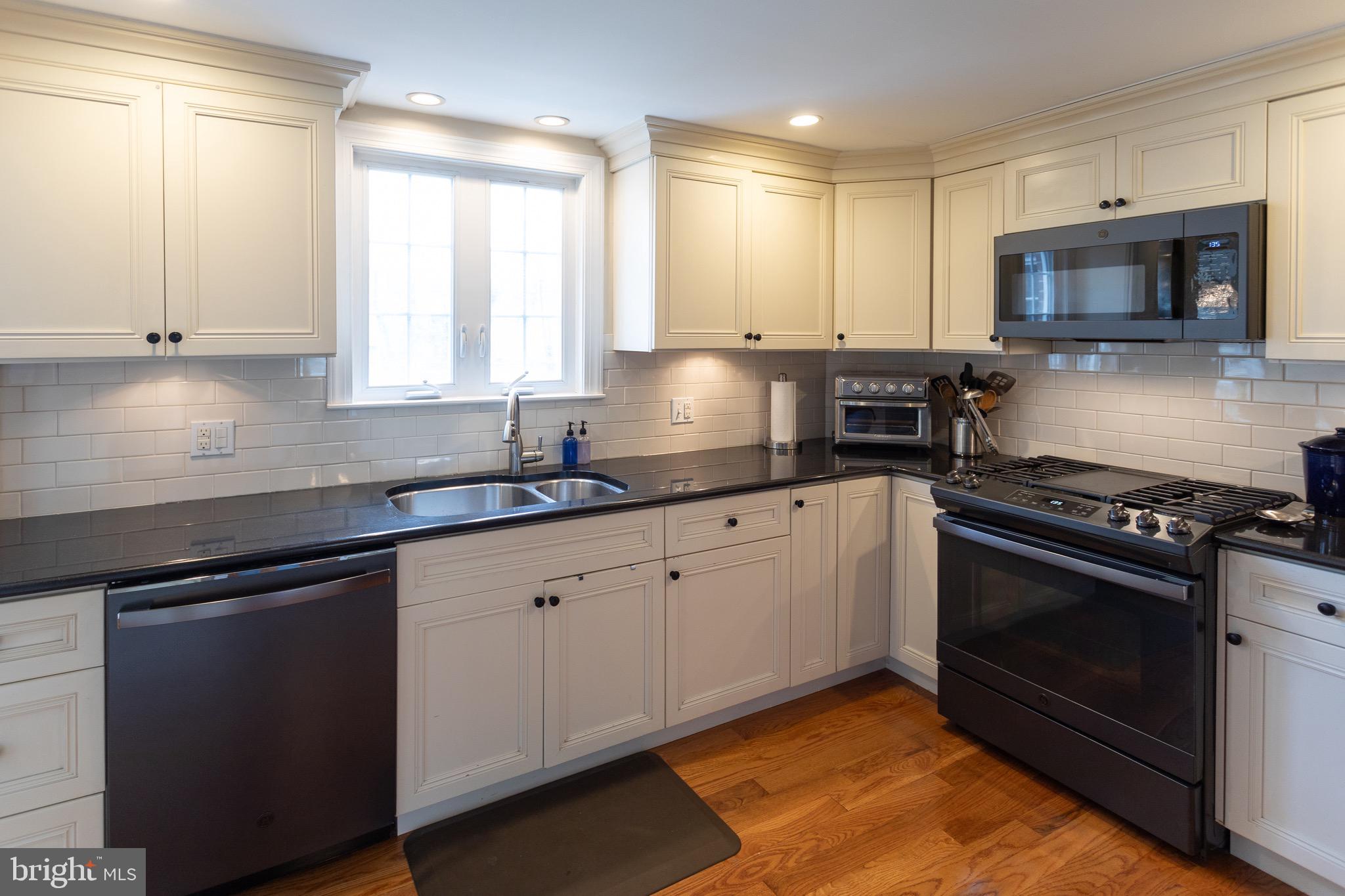 1005 Crest Road Wynnewood, PA 19096 - Photo 12 of 39 Kitchen