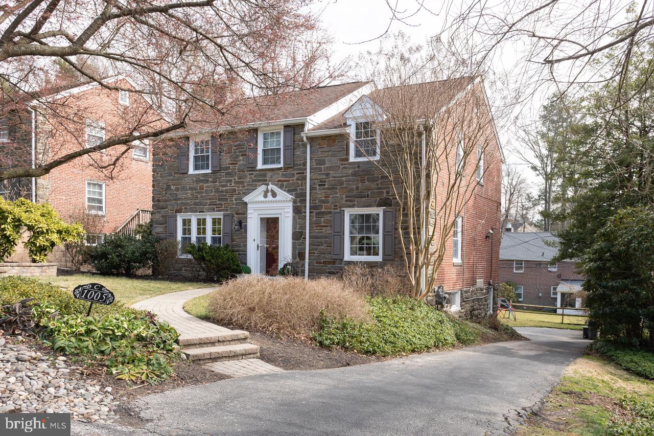 1005 Crest Road Wynnewood, PA 19096 - Photo 2 of 39 Exterior