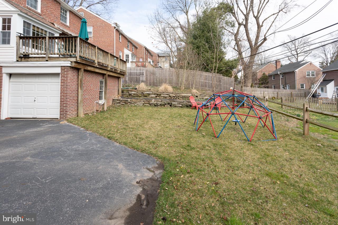 1005 Crest Road Wynnewood, PA 19096 - Photo 38 of 39 Backyard