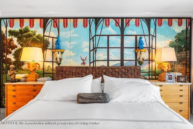 $11,000 | 2295 South Ocean Boulevard, Unit 205, Palm Beach, FL 33480