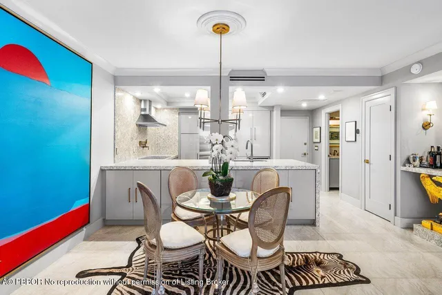 $11,000 | 2295 South Ocean Boulevard, Unit 205, Palm Beach, FL 33480