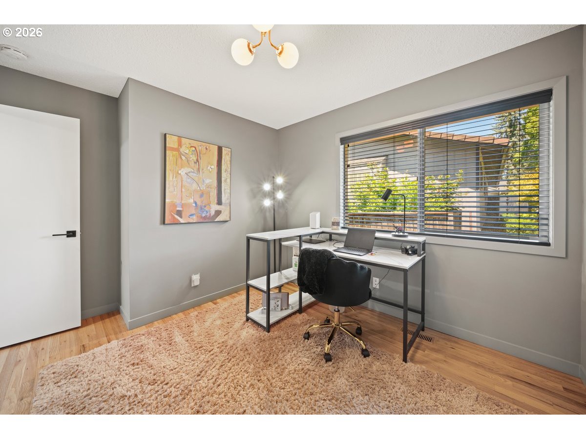 6125 Southwest Chestnut Avenue Beaverton, OR 97005 - Photo 23 of 40