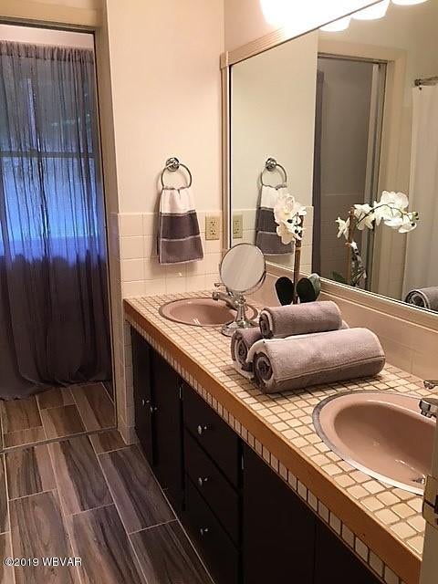 80 Selkirk Road Williamsport, PA 17701 - Photo 15 of 17 Bathroom