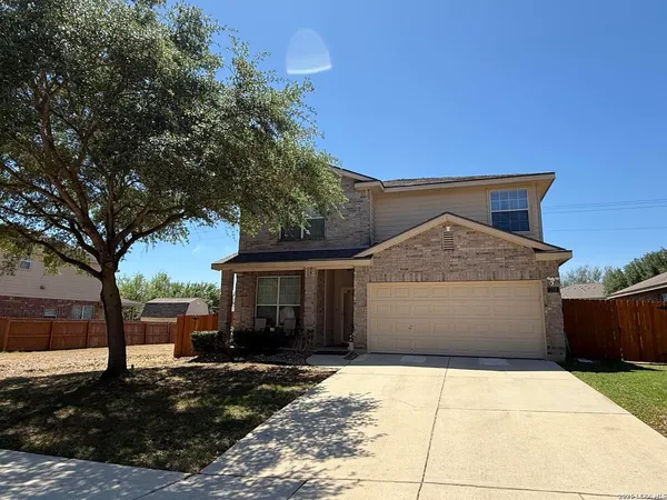 $299,900 | 208 Cloud Crossing, Cibolo, TX 78108